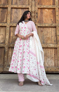 Gulbahar Blush Floral Anarkali Set